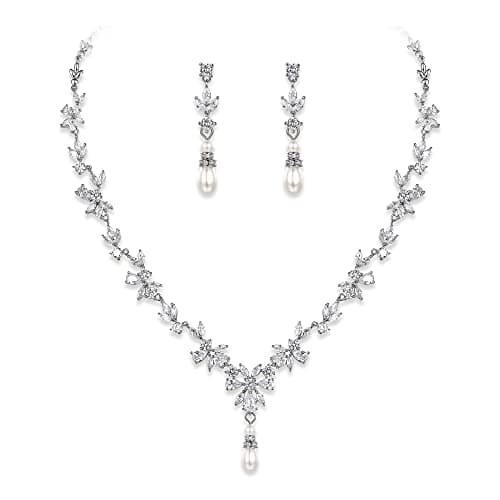 Crysdue Wedding Jewelry Set: Elegant Dangle Earrings & Teardrop Necklace for Bridal Party