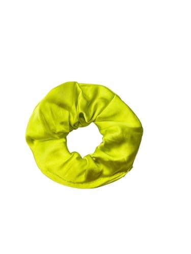 Stylish White Scrunchies: Chic & Comfy PACK OF 1