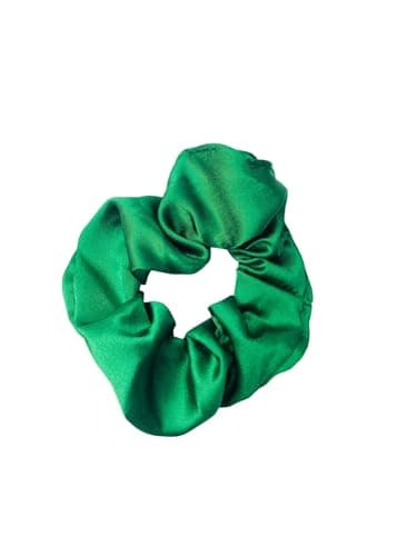 Stylish White Scrunchies: Chic & Comfy PACK OF 1