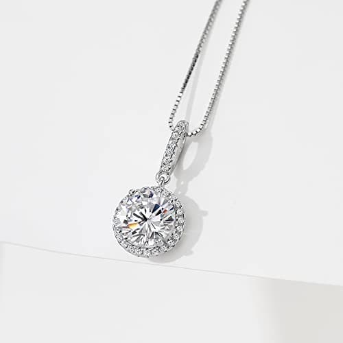 Refined  Michooyel 925 Sterling Silver Cubic Zirconia Halo Pendant Necklace