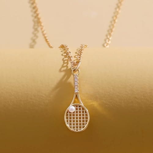 QLUYCKW Pearl Pendant Tennis Necklace - Perfect Gift for Tennis Enthusiasts