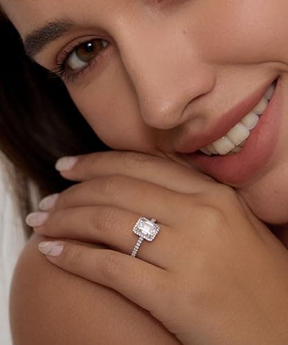 Michooyel D Color VVS1 Moissanite Emerald Halo Ring for Women