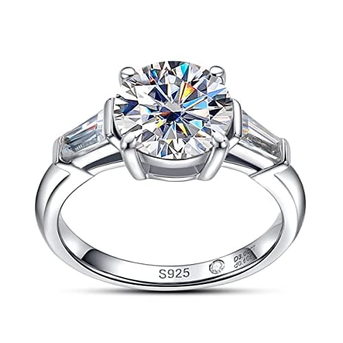 Women's Moissanite 3-Stone Engagement Ring