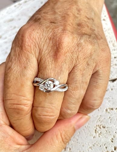 Refined and simplified title: 1.1 ct Three Stone Moissanite Engagement Ring, 925 Sterling Silver Twisting Band