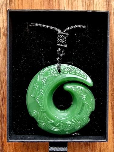 Handmade Green Jade Dragon Pendant Necklace for Men and Women