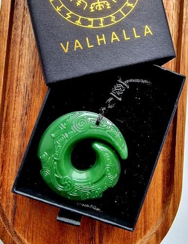 Handmade Green Jade Dragon Pendant Necklace for Men and Women