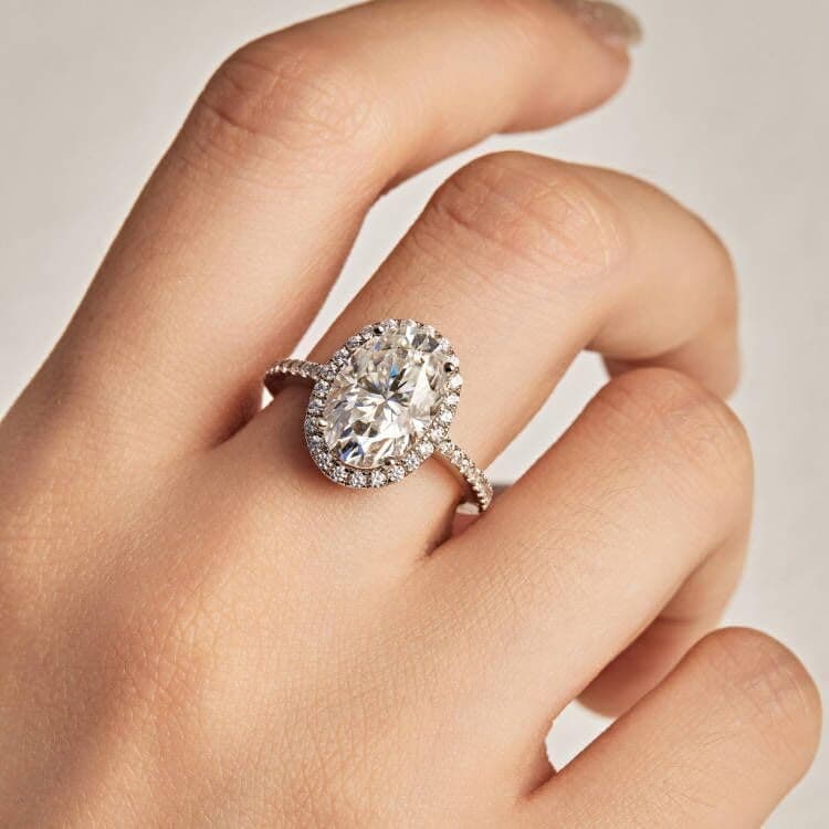Michooyel 925 Sterling Silver 4.5ct Oval Moissanite Halo Engagement Ring for Women