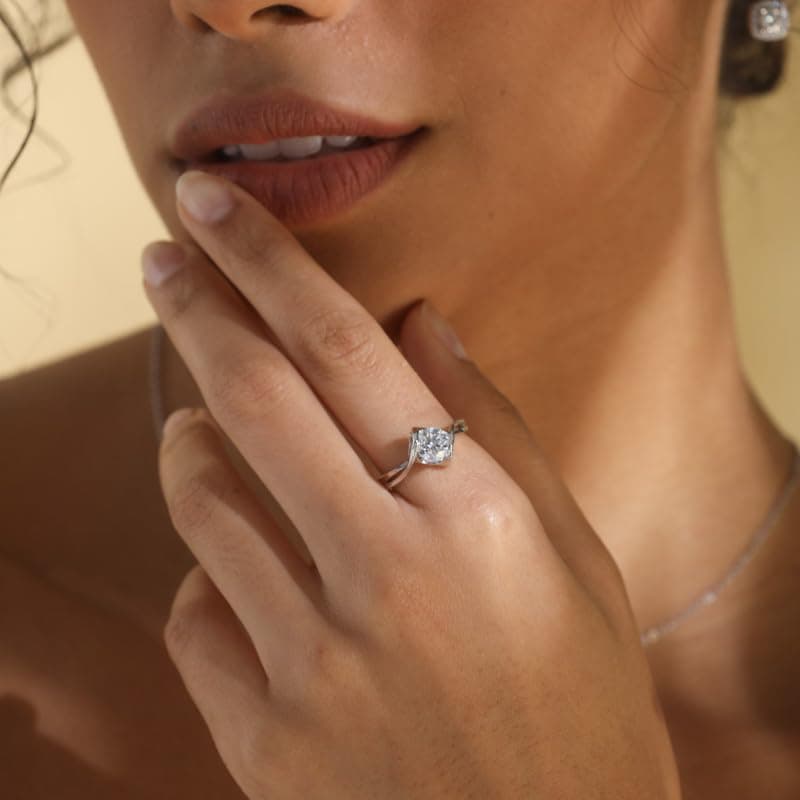 Attenlen Handmade Sterling Silver Heart Moissanite Engagement Ring Gift Box For Her