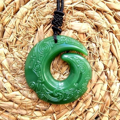 Handmade Green Jade Dragon Pendant Necklace for Men and Women